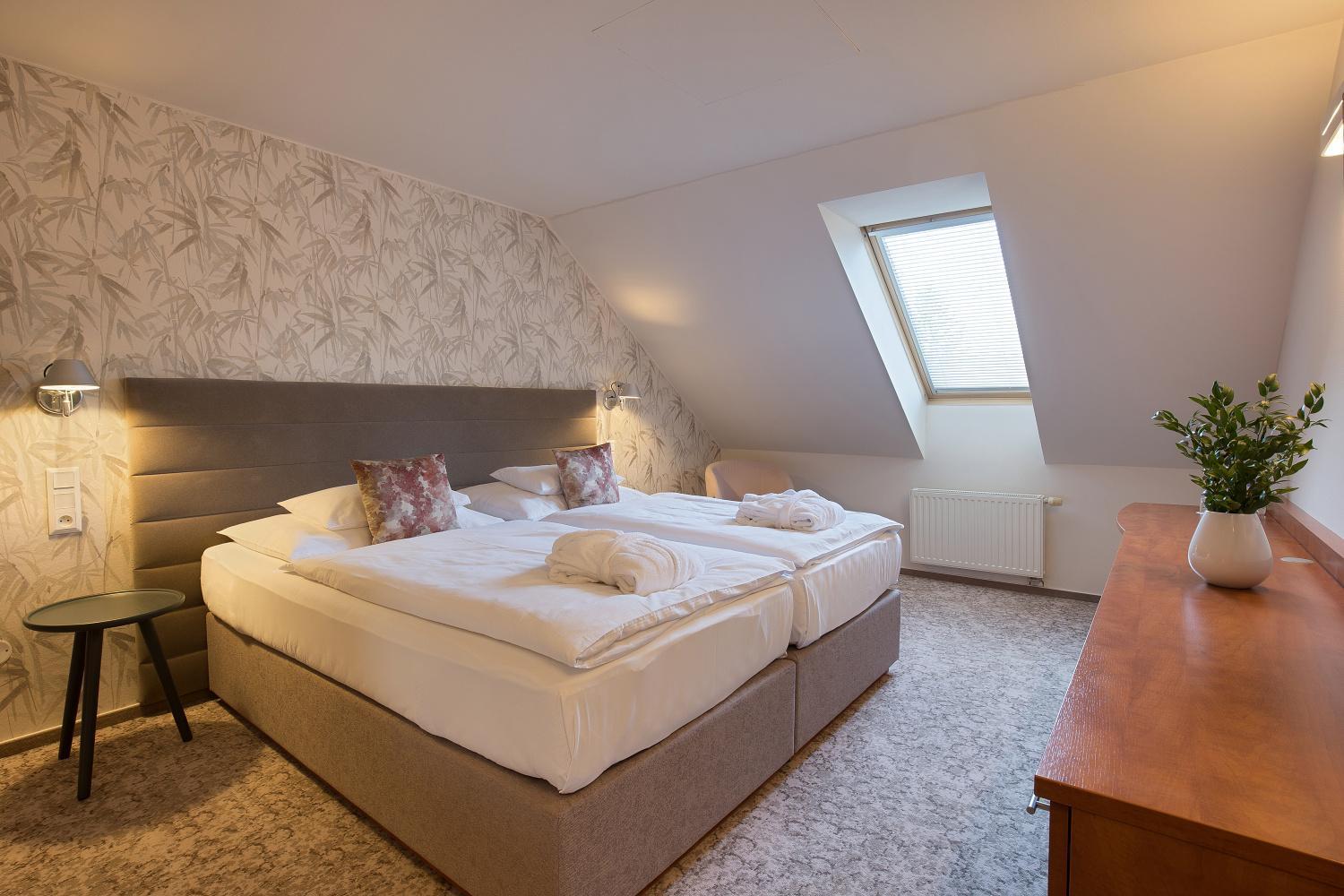 Equitana Hotel Resort Breznice  Экстерьер фото